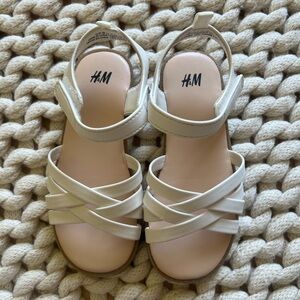 H&M white girls sandals size 11